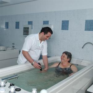 ✔️ Gyógy és wellness hotel Debrecenben, szénsavas fürdő - ✔️ Hotel Nagyerdő Debrecen ✔️ Nagyerdő Gyógyhotel Debrecen