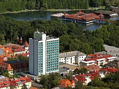 Hotel Panoráma Hévíz - szállás Hévízen akciós, félpanziós áron - Hunguest Hotel Panoráma*** Hévíz - akciós félpanziós hotel gyógycentrummal Hévízen